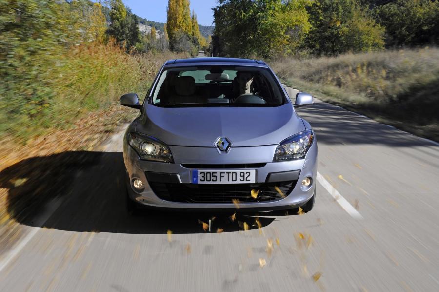  Renault Megane 2008 года  (фото 75 из 146)